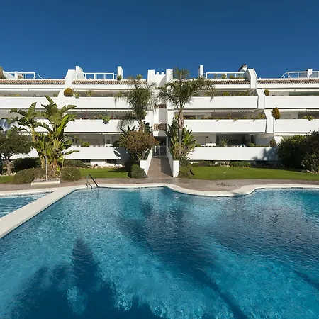 Bahia De Canovas Apartment *